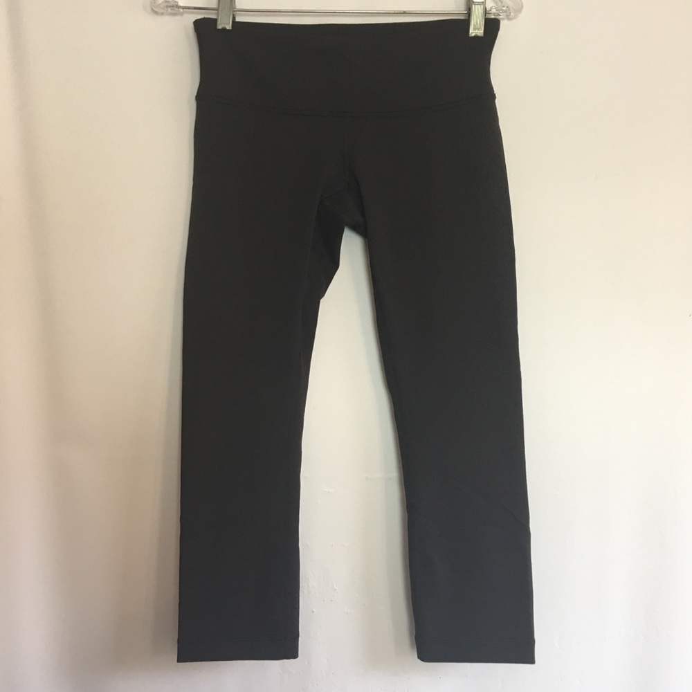 Lululemon wunder under crop Capri tights pants 6